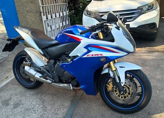 HONDA CBR 600F 